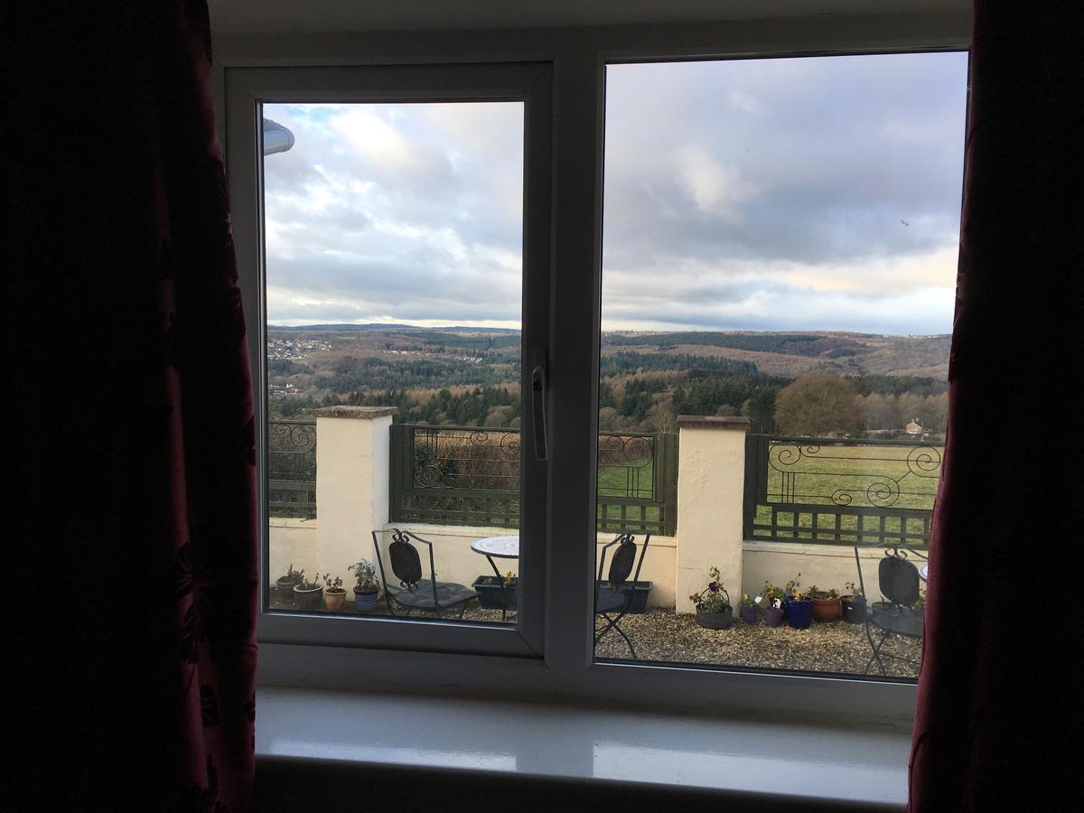 Dean Valley Panorama Bed & Breakfast Lydney Exterior photo