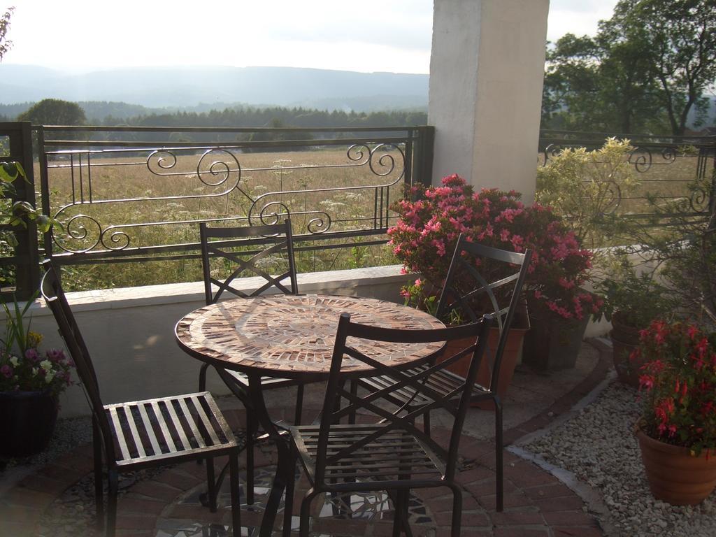 Dean Valley Panorama Bed & Breakfast Lydney Exterior photo